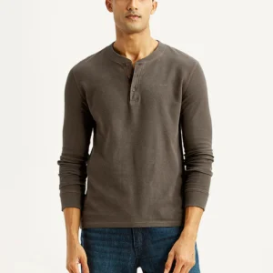 Men's Solid Brown Henley Neck T-shirt
