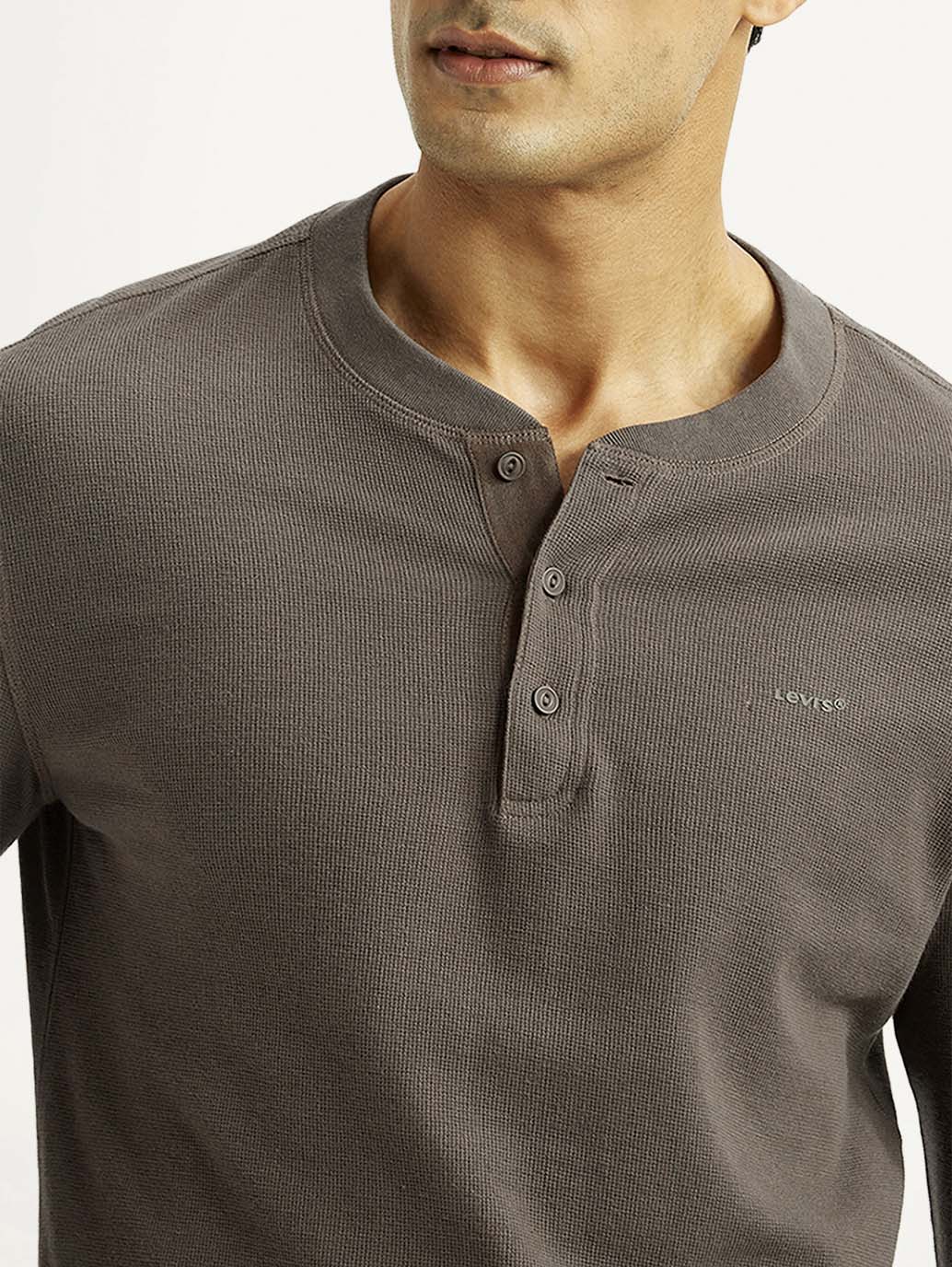 Men's Solid Brown Henley Neck T-shirt - Image 2