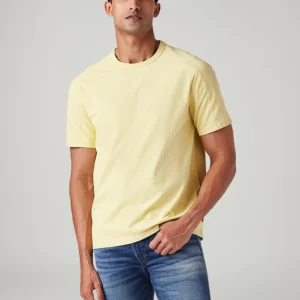 Men's Solid Regular Fit Commuter T-Shirt