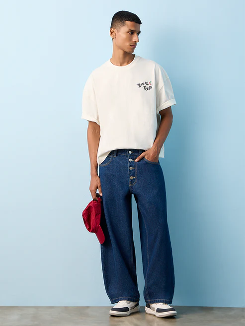 velvora crest Off-White Printed Relaxed-Fit Cotton T-Shirt - Image 2